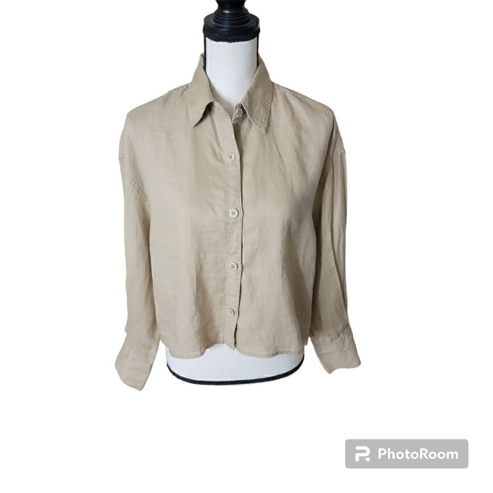 Zara Boxy Linen Button Up. Size M.